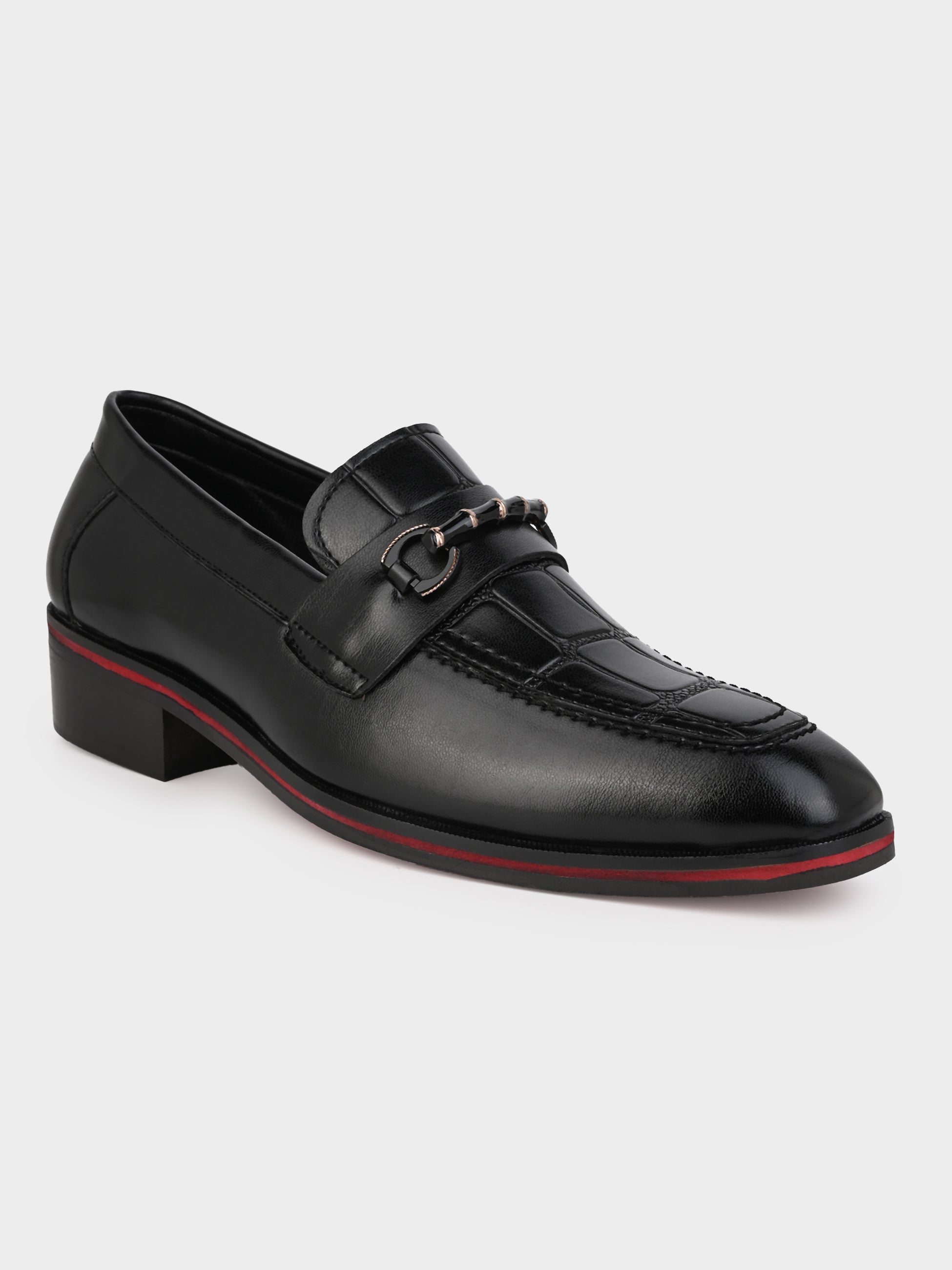 Men's Handcrafted Textured Loafers with Cuban Heels
