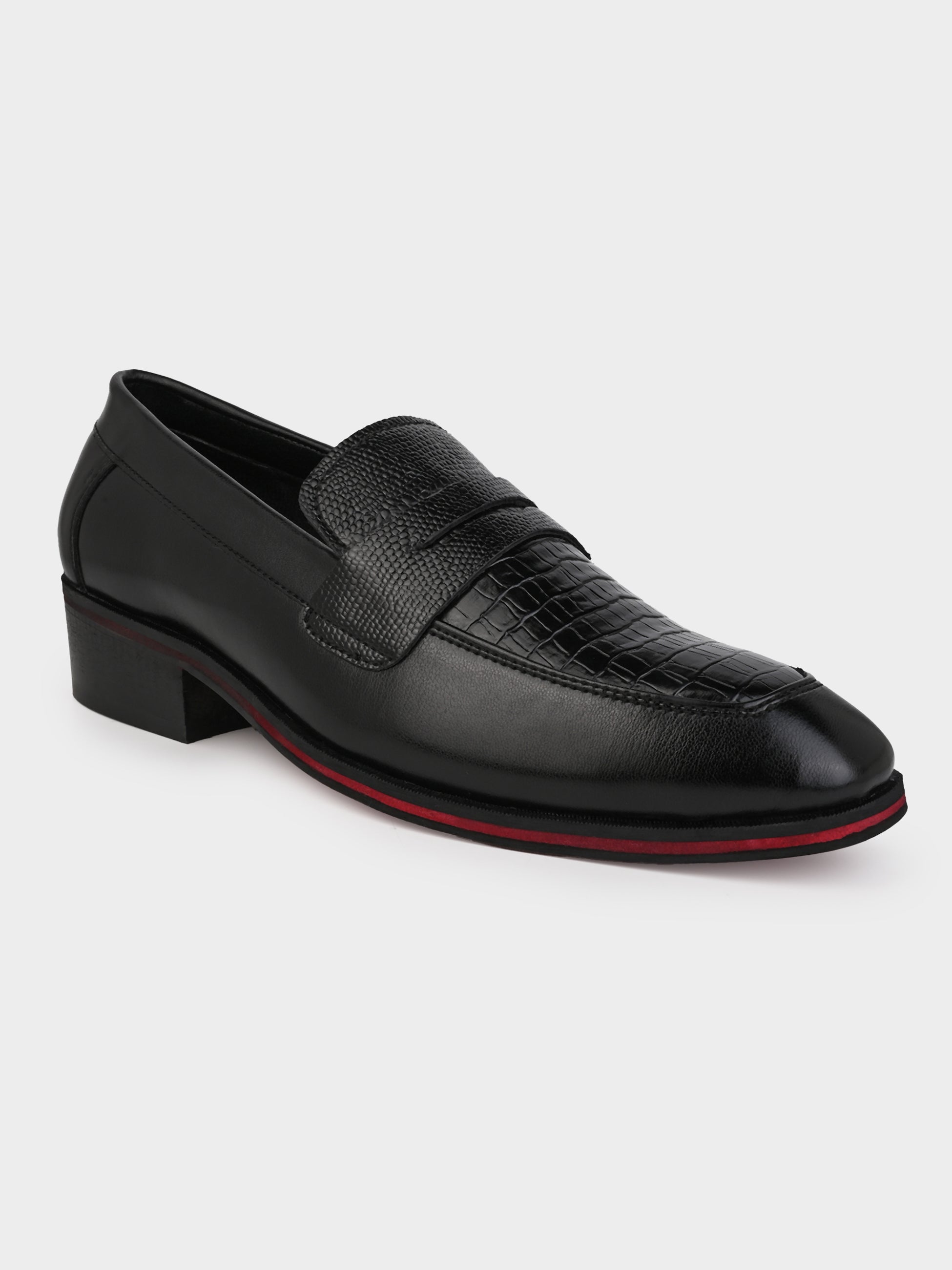 Men's Handcrafted Textured Loafers with Cuban Heels
