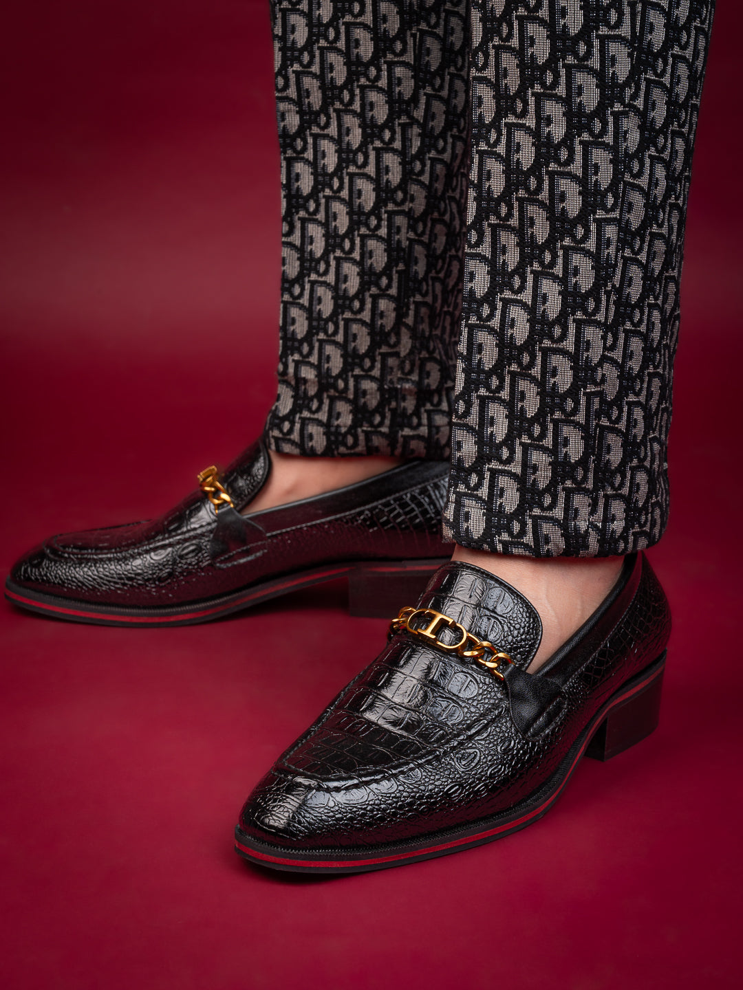 Men's Handcrafted Textured Loafers with Cuban Heels