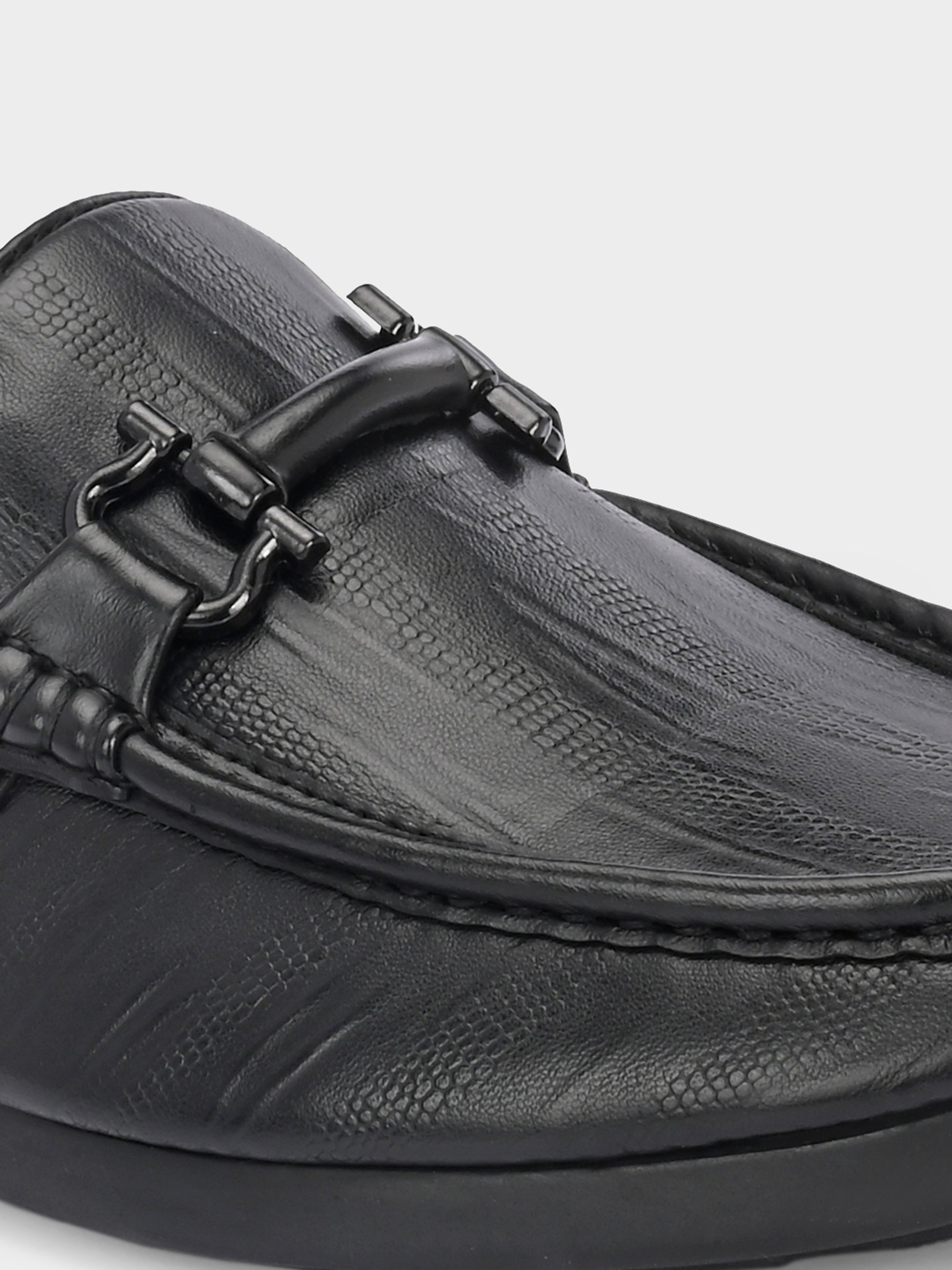 FRANKROMELLO Men Textured Loafers