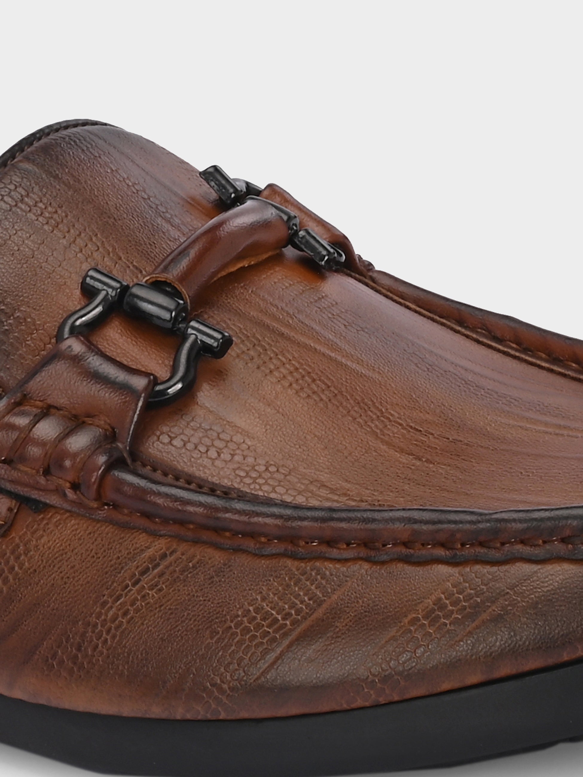FRANKROMELLO Men Textured Loafers