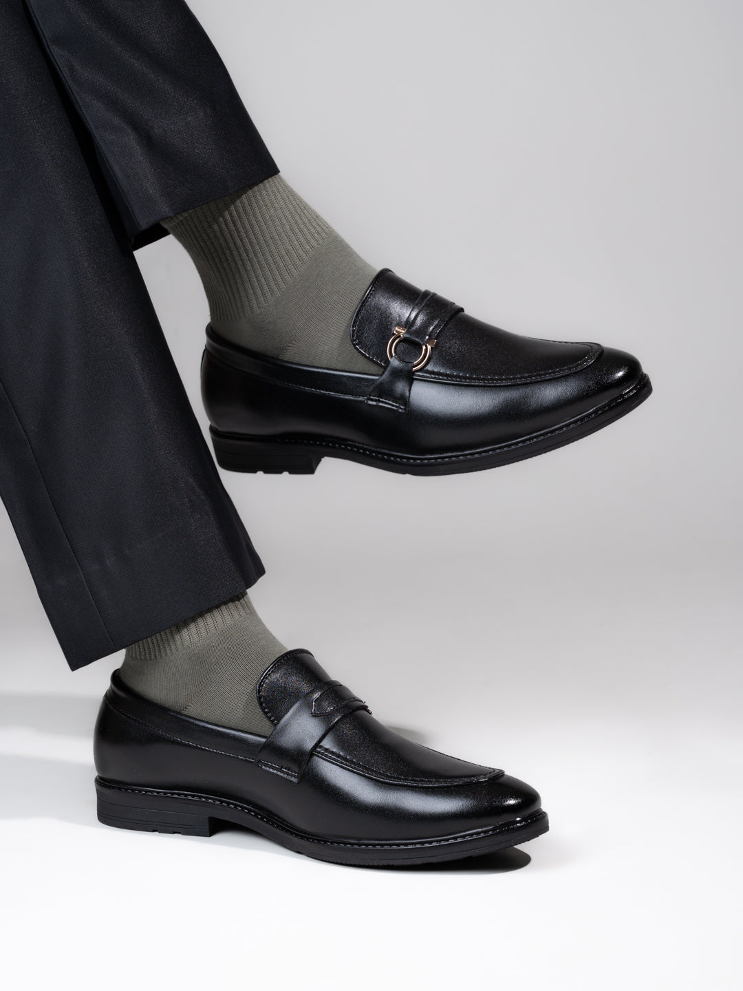 Men's Black  Tan Formal Tassel Loafer