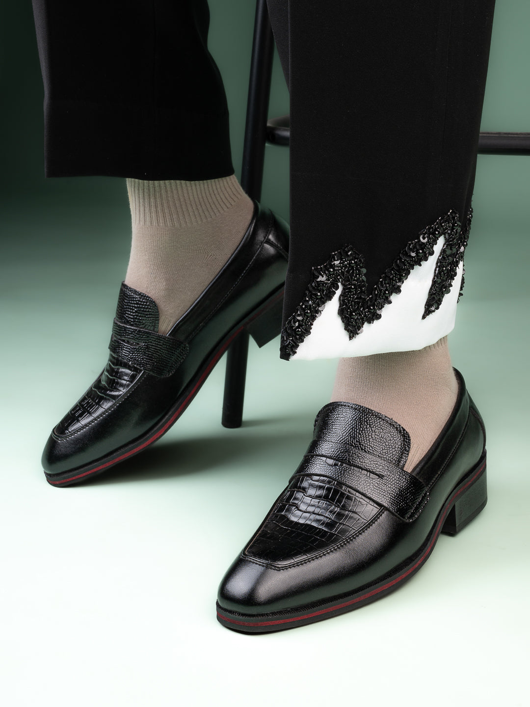Men's Handcrafted Textured Loafers with Cuban Heels