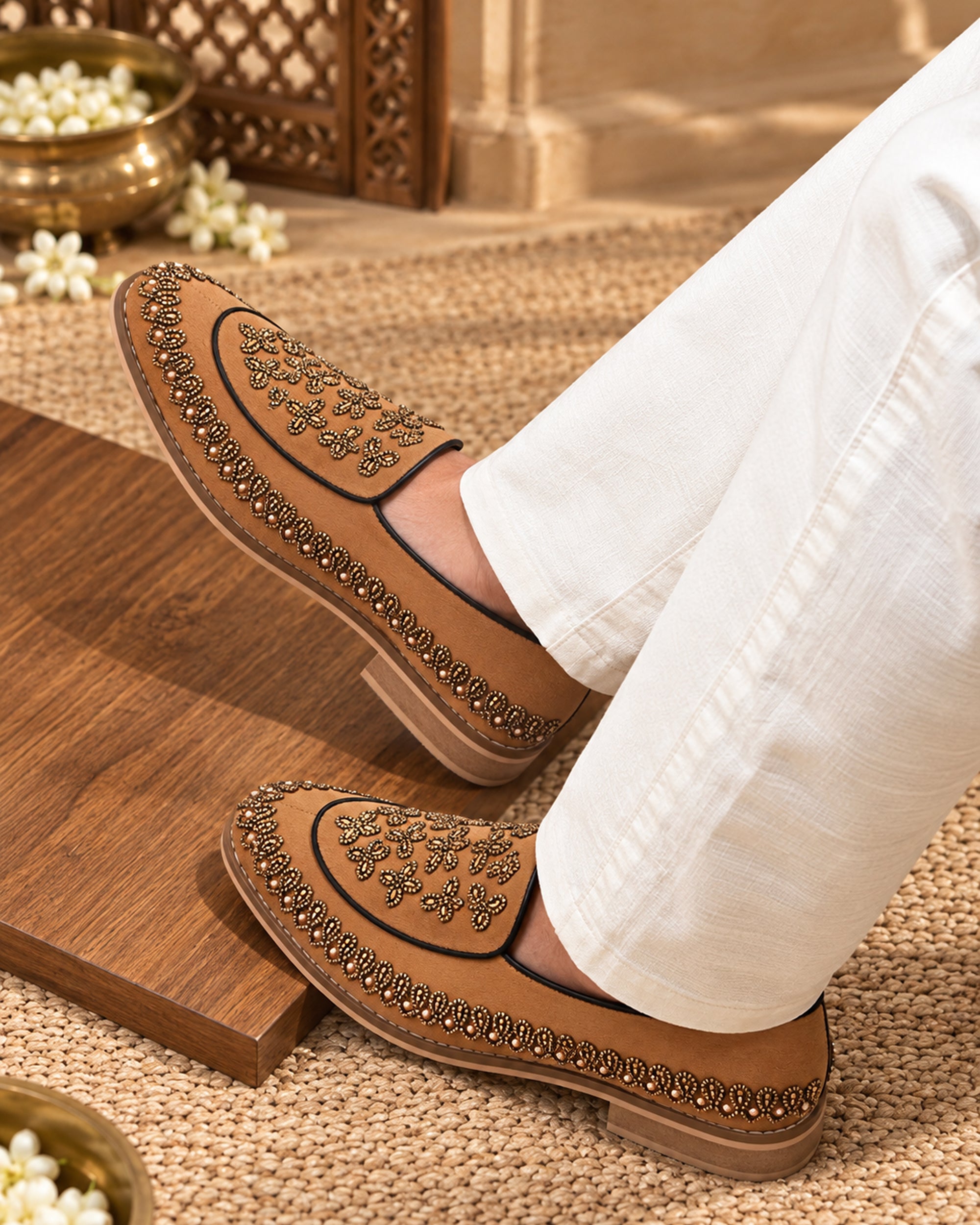 FRANKROMELLO Men Textured Loafers