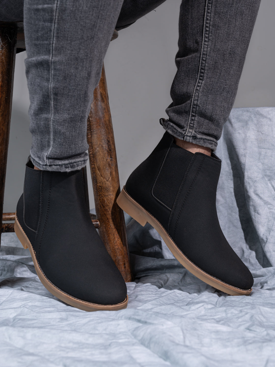 Men Mid-Top Round Toe Chelsea Boots