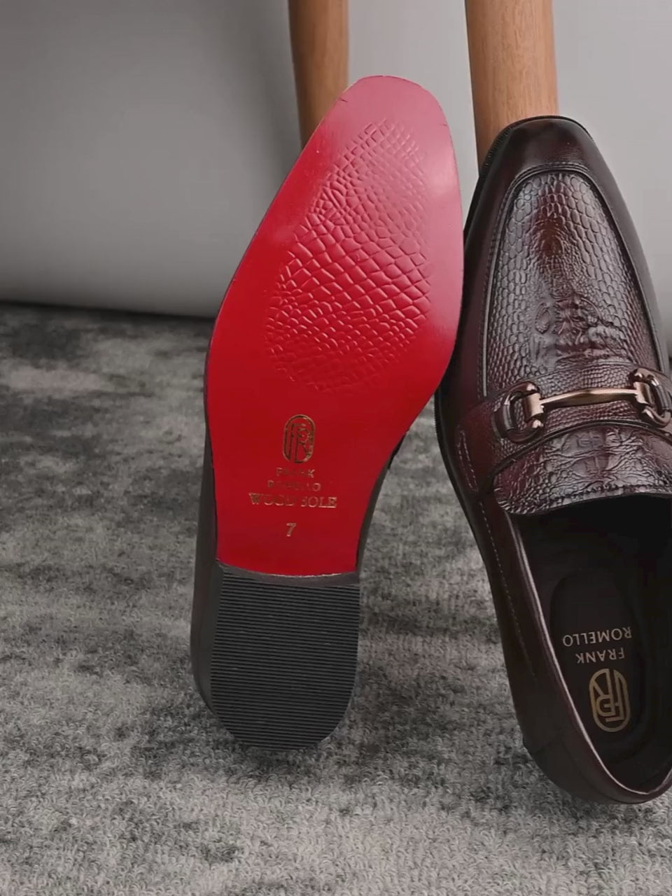 Men's Handcrafted Textured Loafers with Cuban Heels