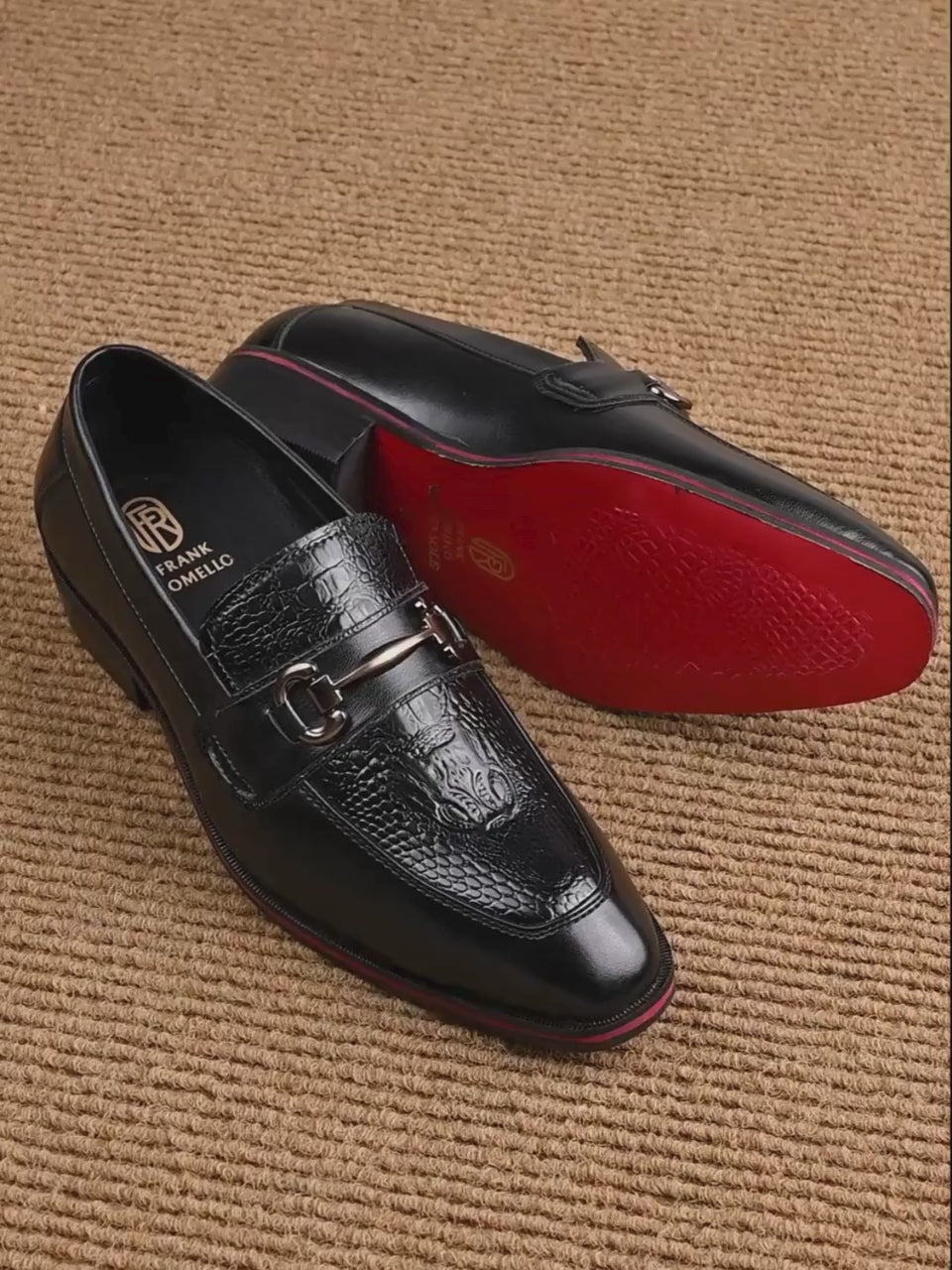 Men's Handcrafted Textured Loafers with Cuban Heels